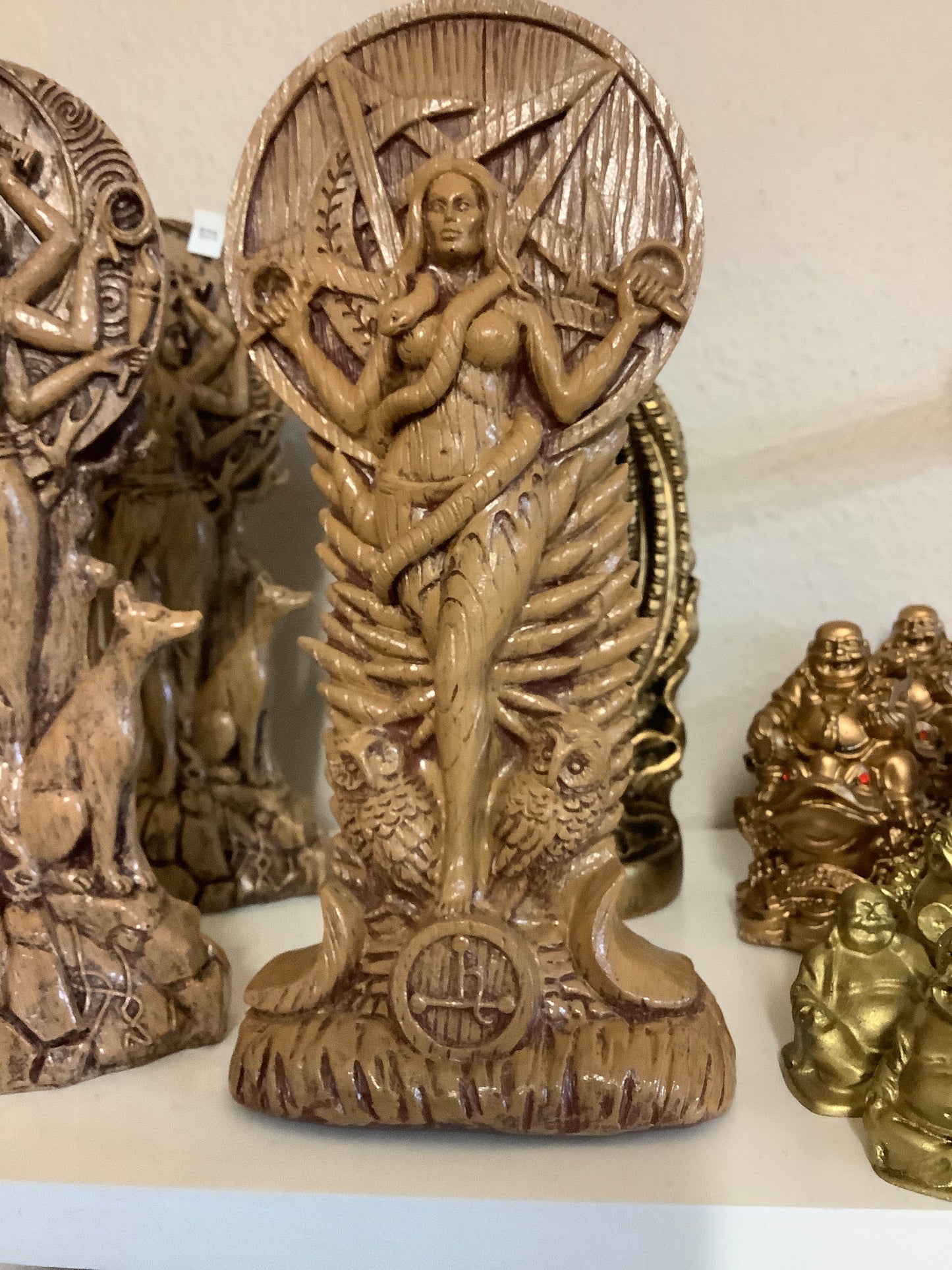 Statue Goddess Lilith 2